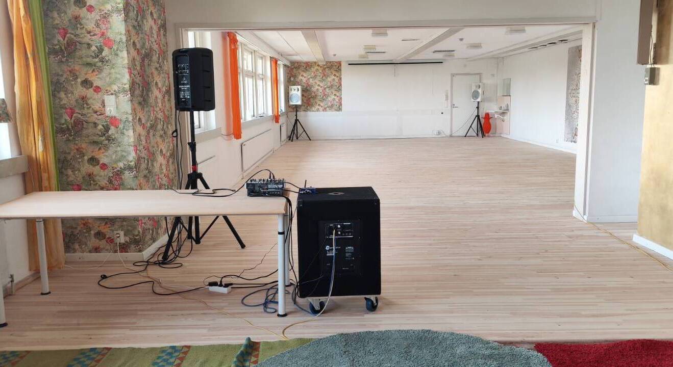 ahimsa hall small