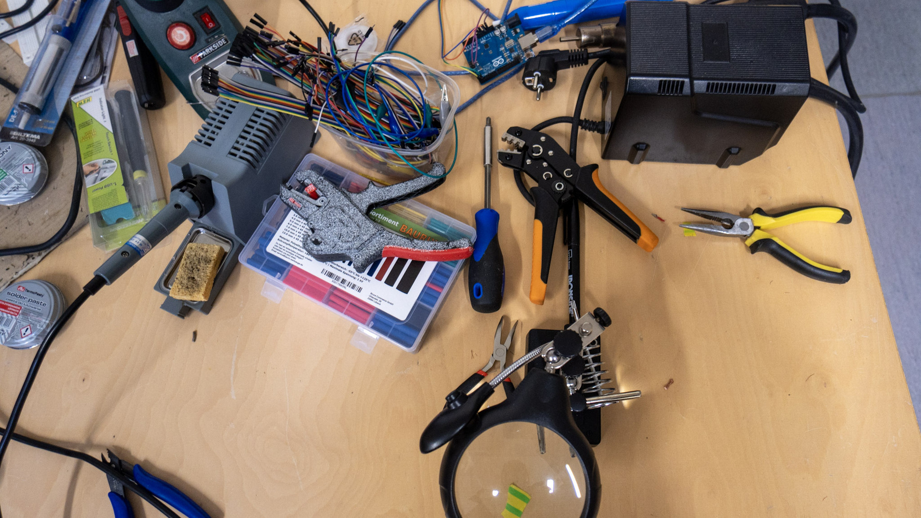 Electronic Studios 5