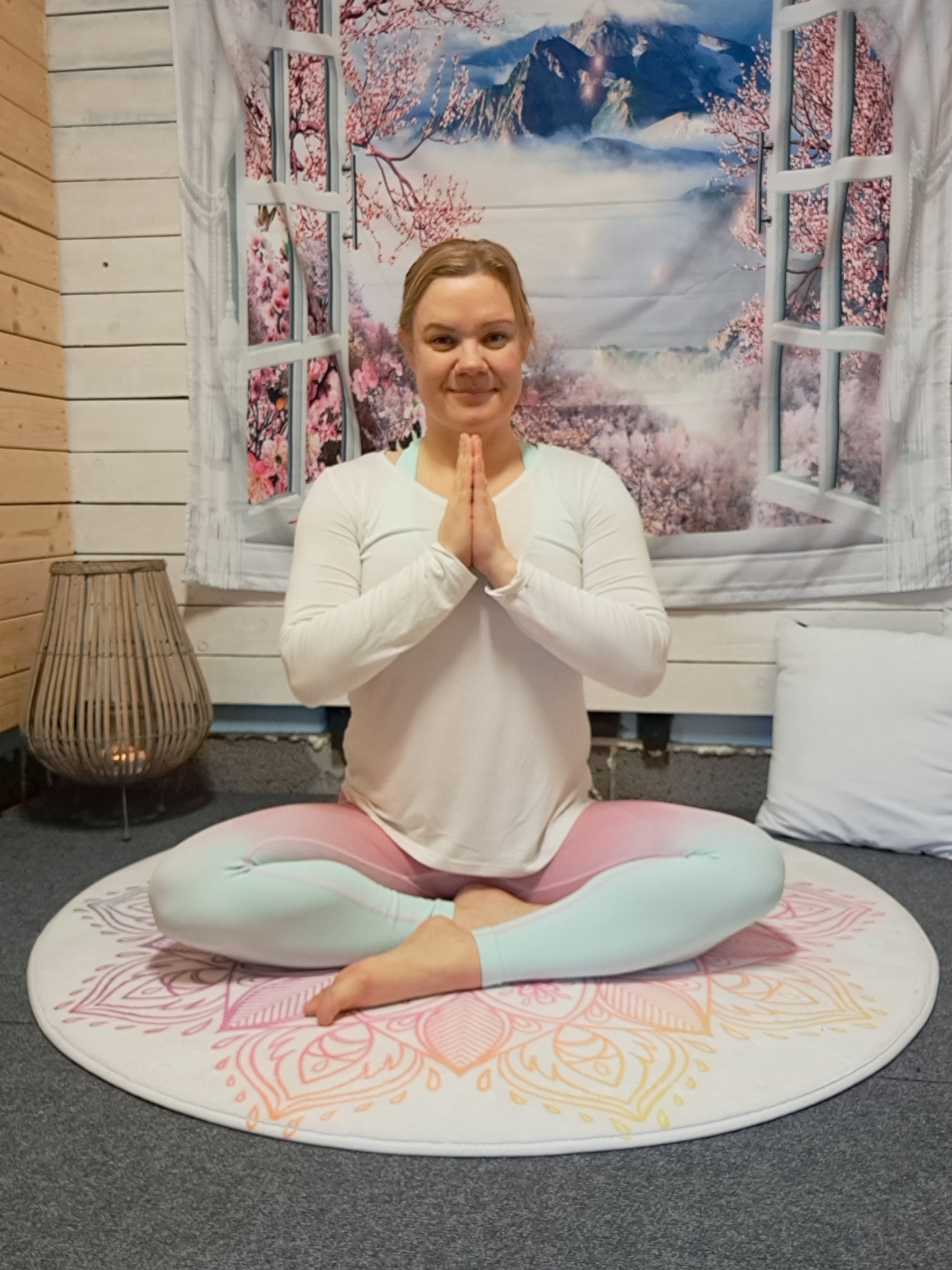 Hanna Liikka: DETOX joogaretriitti